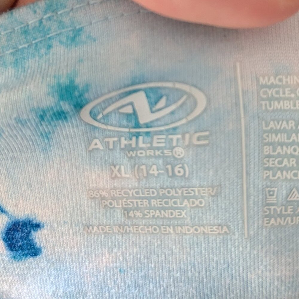 Young girls tie-dye leggings All in Motion from Target